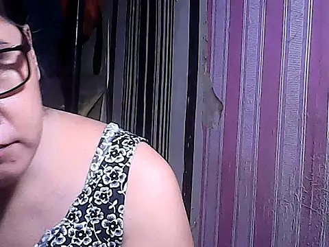 sweetsosie18 online show from 11-03-25, 08:01