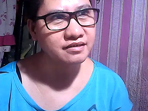 sweetsosie18 online show from 11-11-25, 12:55