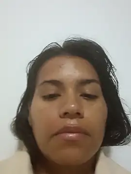 Snapshot of roxanamariahills_ chatting on 04-27-26, 03:32 roxanamariahills online show from 04-27-26, 03:32