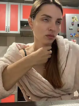SeducingYoghourt online show from 10-14-25, 04:18