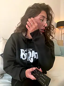 amanilouve online show from 10-16-25, 11:29