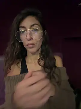 amanilouve online show from 10-28-25, 03:11