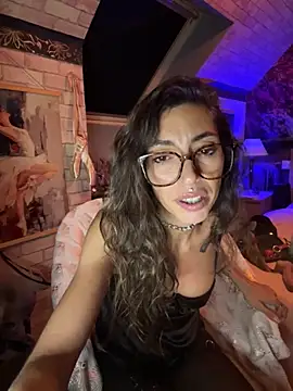 amanilouve online show from 03-11-26, 09:42