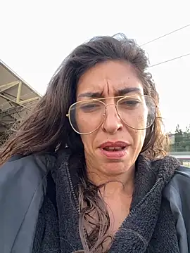 amanilouve online show from 11-12-25, 03:16