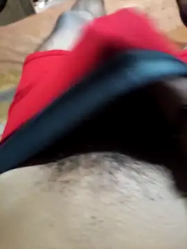 Snapshot of juanco79 chatting on 12-17-25, 01:38 juanco79 online show from 12-17-25, 01:38