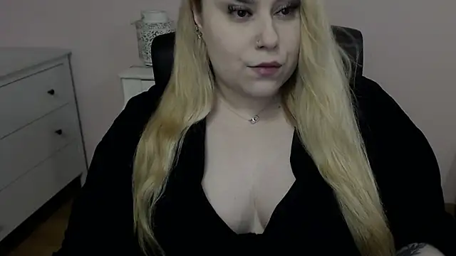 Snapshot of XgloryHAILEY chatting on 06-30-26, 08:53 XgloryHAILEY online show from 06-30-26, 08:53
