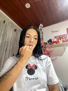 MadisonCambel online show from 10-04-25, 02:57