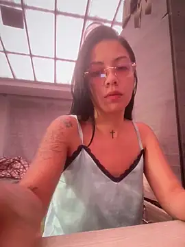 Snapshot of MadisonCambel chatting on 06-07-26, 08:14 MadisonCambel online show from 06-07-26, 08:14