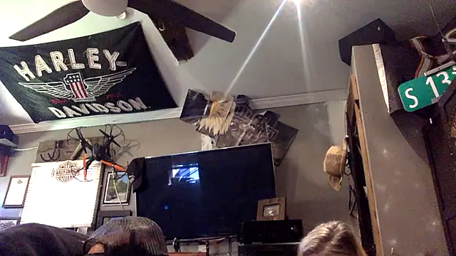 Snapshot of eddieeatsass chatting on 07-20-26, 03:47 eddieeatsass online show from 07-20-26, 03:47