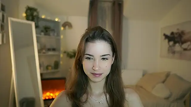 Snapshot of Abella_Danger_X chatting on 01-17-25, 09:39 Abella Danger X online show from 01-17-25, 09:39