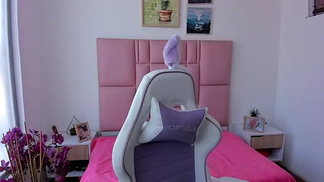 katalina garcia online show from 02-10-26, 03:44