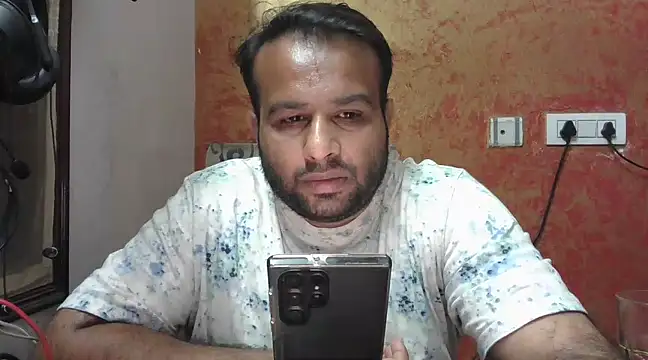 Snapshot of sura11311 chatting on 02-14-25, 05:46 sura11311 online show from 02-14-25, 05:46