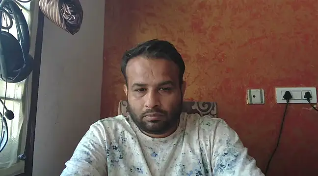 Snapshot of sura11311 chatting on 02-15-25, 04:58 sura11311 online show from 02-15-25, 04:58