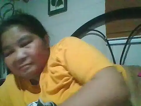 Snapshot of pinay_wild_mature chatting on 11-25-25, 01:33 pinay wild mature online show from 11-25-25, 01:33