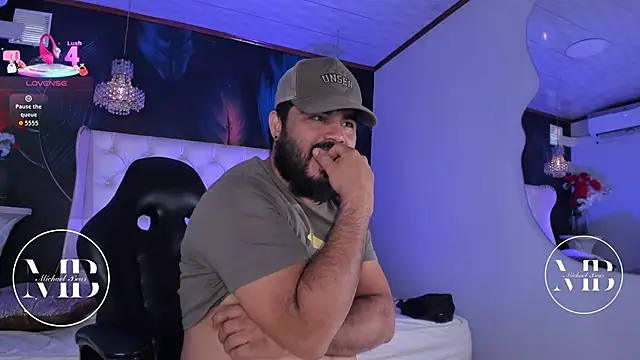 MichaelBear  online show from 02-05-26, 01:40