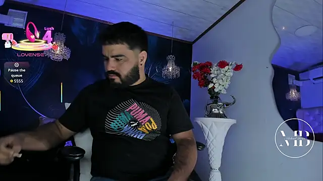 MichaelBear  online show from 11-12-25, 12:09