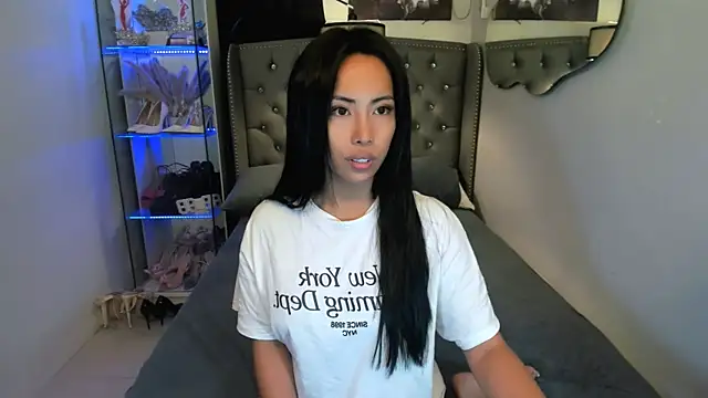 reighnempress online show from 04-18-26, 01:08