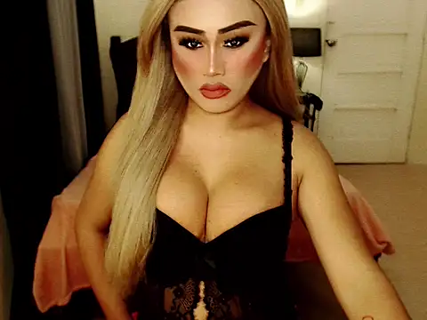 MISTRESS OF EVILCUMxx online show from 03-17-25, 07:48