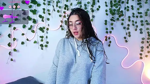 Samii Evans online show from 03-06-26, 05:13