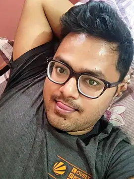 Snapshot of Honestguy100 chatting on 11-03-25, 10:19 Honestguy100 online show from 11-03-25, 10:19