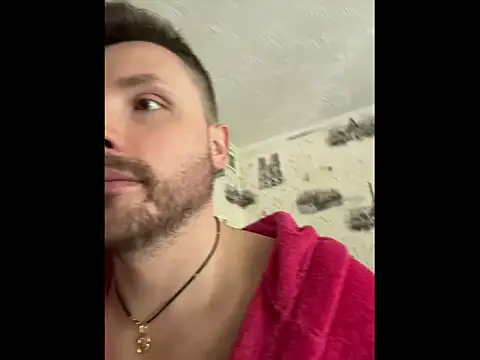 Snapshot of MartinBrandon chatting on 05-29-26, 10:21 MartinBrandon online show from 05-29-26, 10:21