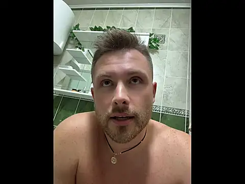Snapshot of MartinBrandon chatting on 05-26-26, 12:31 MartinBrandon online show from 05-26-26, 12:31