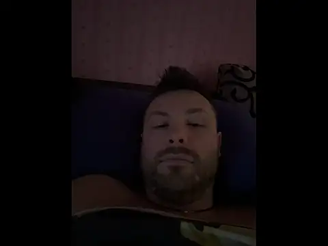 Snapshot of MartinBrandon chatting on 05-04-26, 10:18 MartinBrandon online show from 05-04-26, 10:18