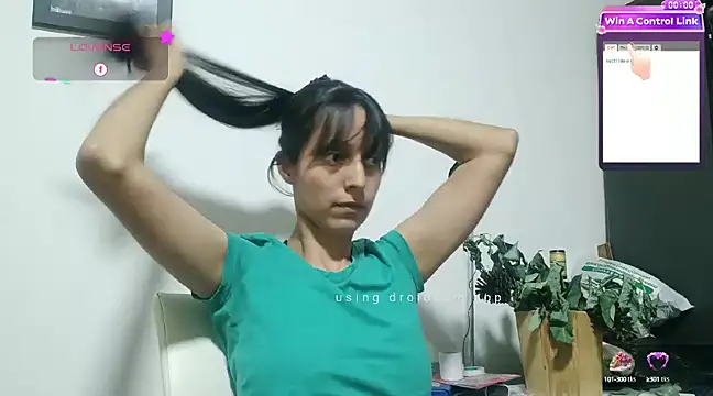 Snapshot of Moon_lunita chatting on 02-19-25, 11:46 Moon lunita online show from 02-19-25, 11:46