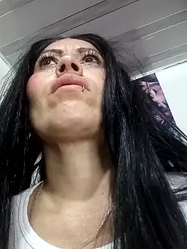 Snapshot of Tania_mature chatting on 04-22-26, 05:20 Tania mature online show from 04-22-26, 05:20