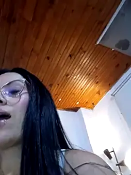 Snapshot of Tania_mature chatting on 05-05-26, 05:16 Tania mature online show from 05-05-26, 05:16