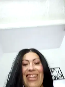 Snapshot of Tania_mature chatting on 05-15-26, 04:49 Tania mature online show from 05-15-26, 04:49