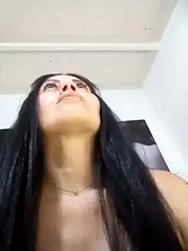 Snapshot of Tania_mature chatting on 02-13-26, 05:35 Tania mature online show from 02-13-26, 05:35