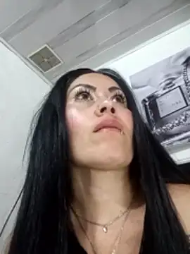 Snapshot of Tania_mature chatting on 05-01-26, 05:18 Tania mature online show from 05-01-26, 05:18