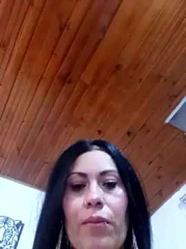 Snapshot of Tania_mature chatting on 05-08-26, 05:39 Tania mature online show from 05-08-26, 05:39