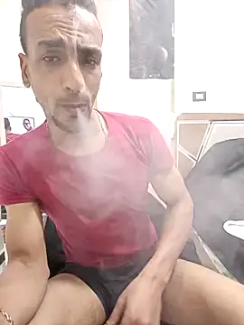 Snapshot of highguy chatting on 10-16-25, 12:30 highguy online show from 10-16-25, 12:30