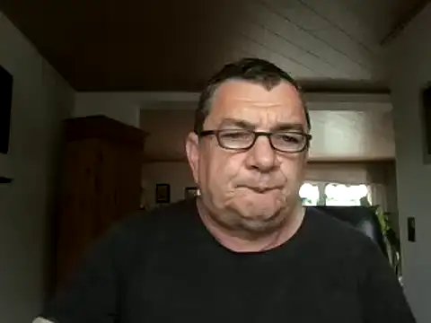 Nobbie444 online show from 06-07-26, 09:03