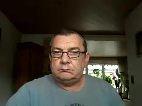Nobbie444 online show from 06-11-26, 12:24
