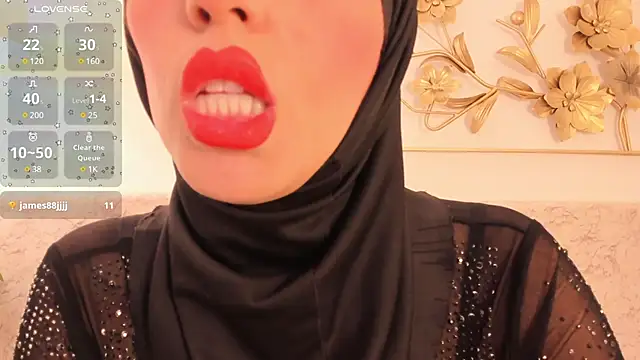 Snapshot of hanajameela chatting on 03-07-25, 11:40 hanajameela online show from 03-07-25, 11:40