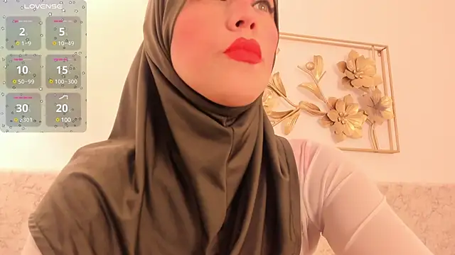 Snapshot of hanajameela chatting on 02-28-25, 11:58 hanajameela online show from 02-28-25, 11:58