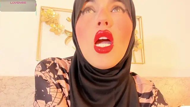 Snapshot of hanajameela chatting on 09-27-25, 11:38 hanajameela online show from 09-27-25, 11:38