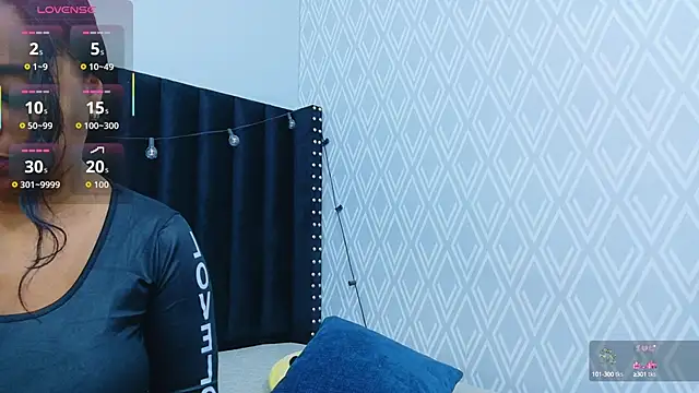 colombiamommy online show from 10-18-25, 02:41