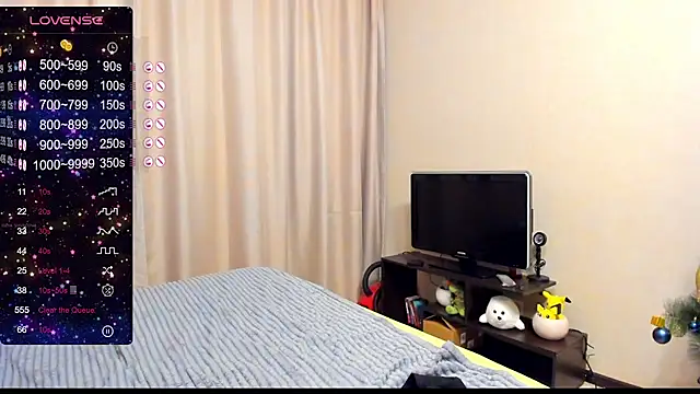 Snapshot of AlanaBrox chatting on 01-04-25, 03:39 AlanaBrox online show from 01-04-25, 03:39