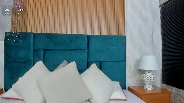 Kareena chopra online show from 03-27-26, 12:28