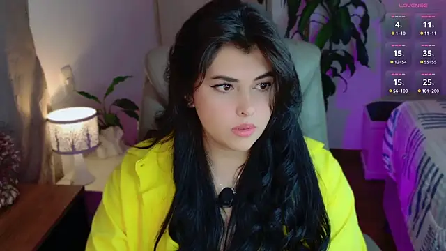 Snapshot of Alyaa_s chatting on 06-28-26, 02:07 Alyaa s online show from 06-28-26, 02:07