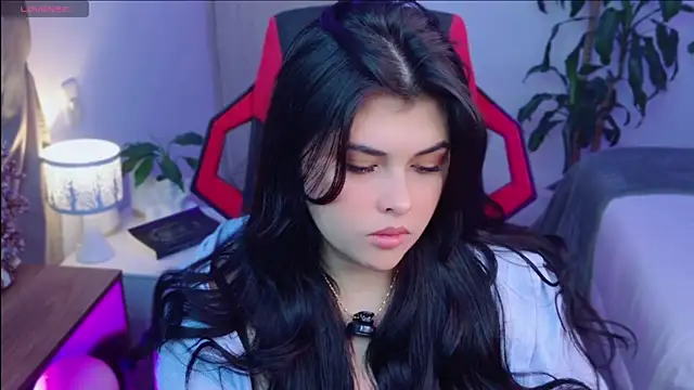 Alyaa s online show from 04-14-26, 12:26