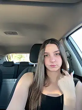 DoriDeluxe66 online show from 10-27-25, 08:26