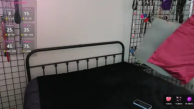 LeeAlba  online show from 10-01-25, 03:27