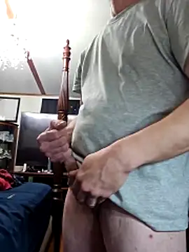 Snapshot of chosen923 chatting on 03-01-26, 02:00 chosen923 online show from 03-01-26, 02:00