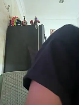 Snapshot of Sarita-candy chatting on 02-25-25, 02:36 Sarita-candy online show from 02-25-25, 02:36