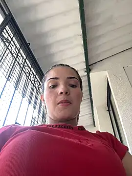 Snapshot of Sarita-candy chatting on 01-27-25, 08:17 Sarita-candy online show from 01-27-25, 08:17